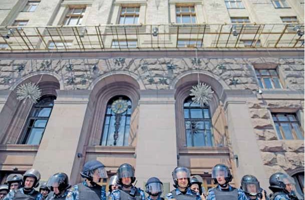 Киевсовет закрыл последнюю сессию, чтобы собраться на внеочередную